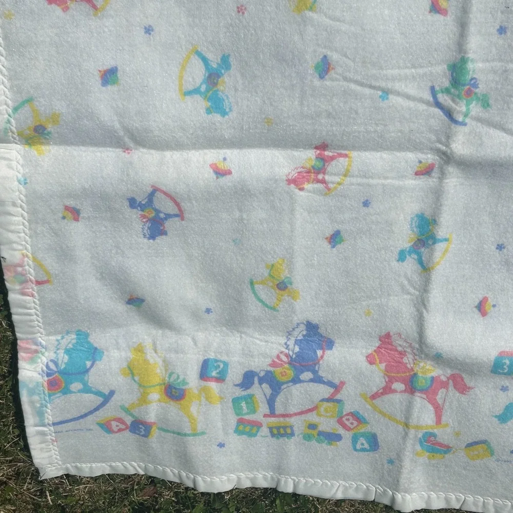 Vintage‎ 1987 Baby Blanket Rocking Horse Soft Care Large Satin Trim White Pink